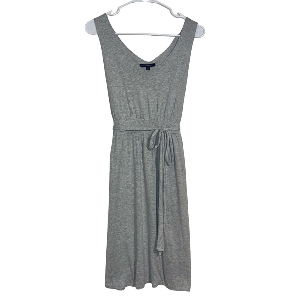 Gap Woman’s Light Grey Sleeveless Midi Dress with Layered Top & Sash
